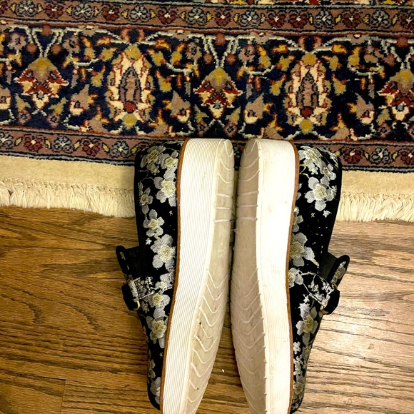 Beautiful Zara loafers - Picture 3 of 3